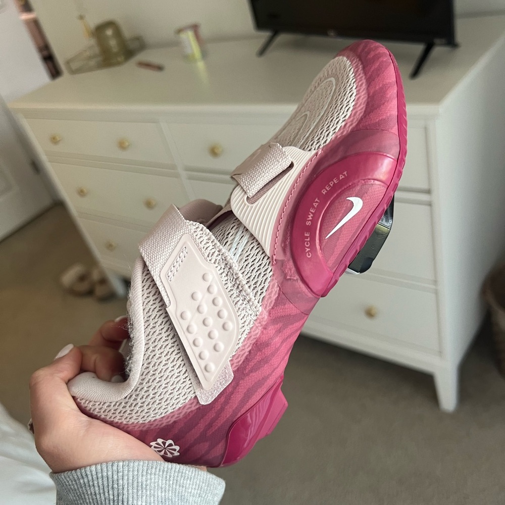 Nike Cycle Shoe Size 7.